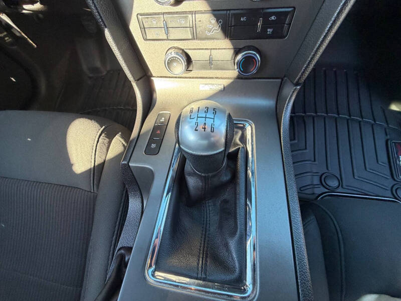 2014 Ford Mustang V6