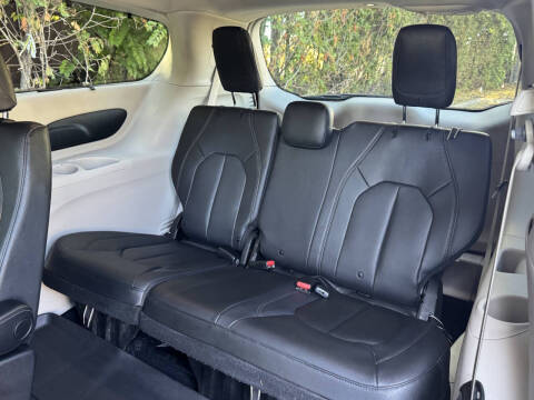 2019 Chrysler Pacifica Touring L