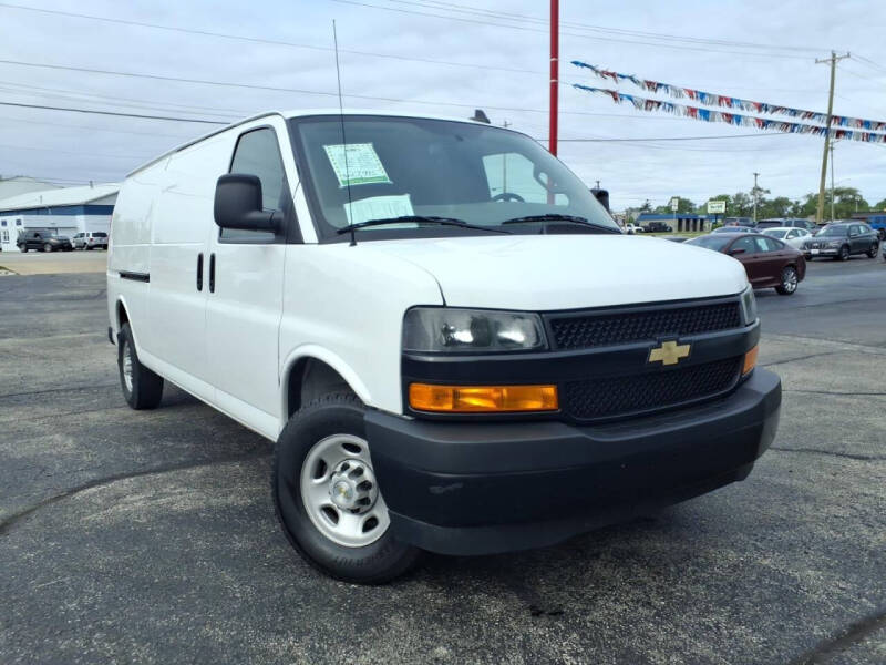 2023 Chevrolet Express 2500