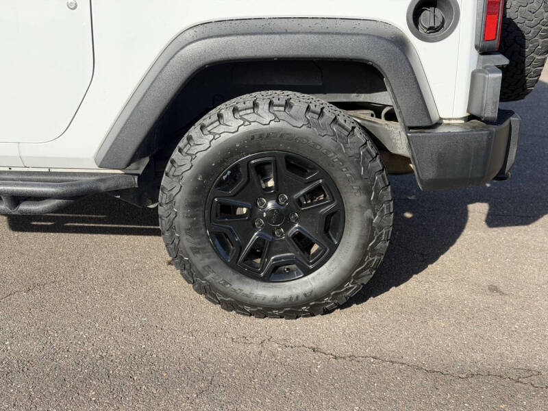 2017 Jeep Wrangler Willys Wheeler W