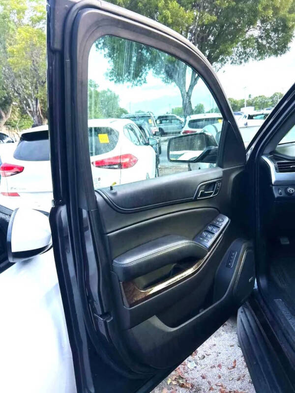 2017 Chevrolet Suburban LT