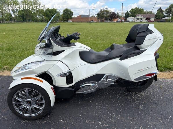 2014 Can-Am Spyder RT-S SE6