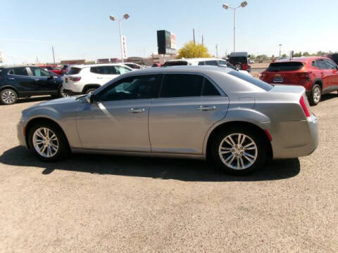 2016 Chrysler 300 C