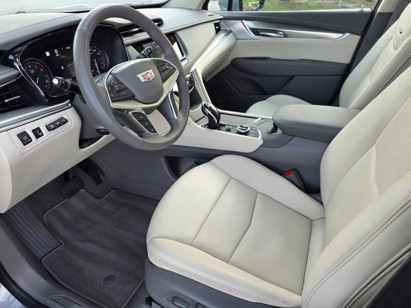 2024 Cadillac XT5 Premium Luxury