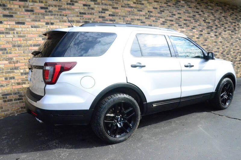 2019 Ford Explorer Sport