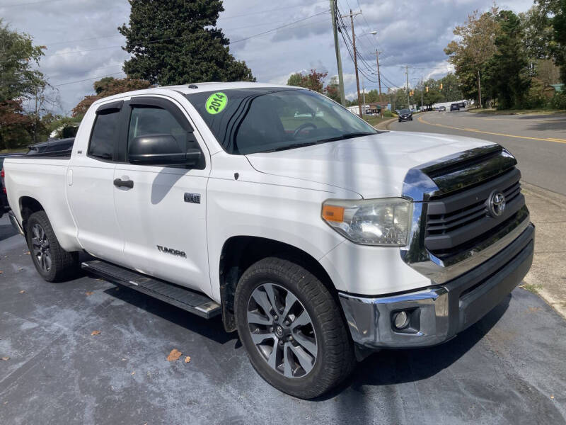 2014 Toyota Tundra SR5