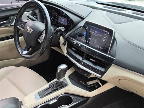 2021 Cadillac CT4 Luxury