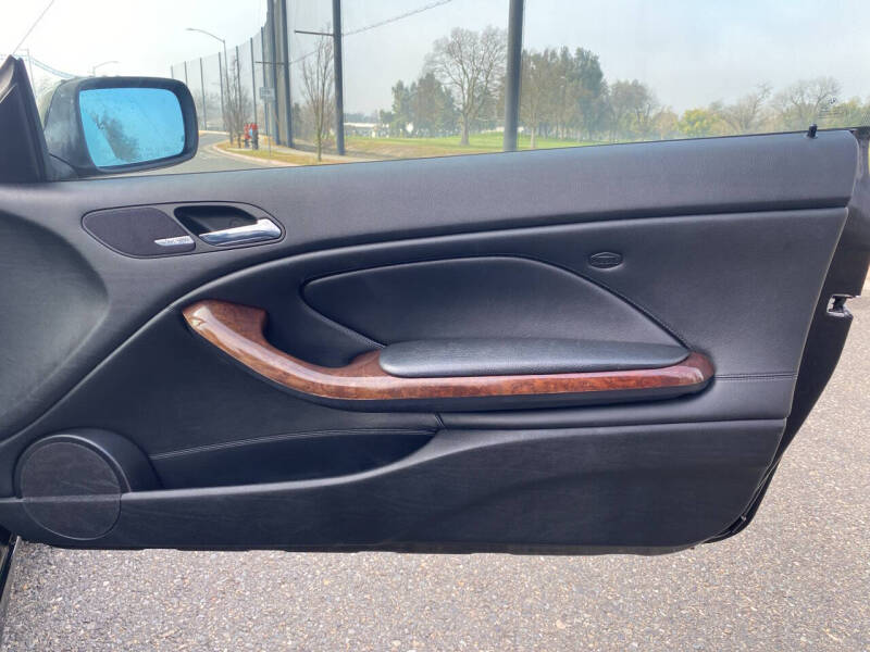 2002 BMW 3 Series 325Ci