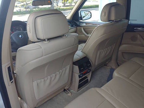 2009 BMW X5 xDrive48i