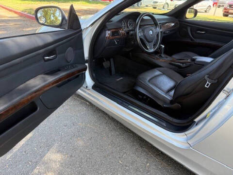 2011 BMW 3 Series 328i
