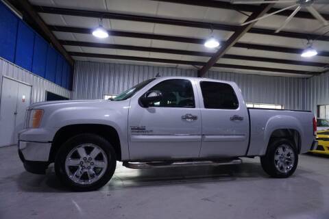 2013 GMC Sierra 1500 for sale at SOUTHWEST AUTO CENTER INC in Houston TX