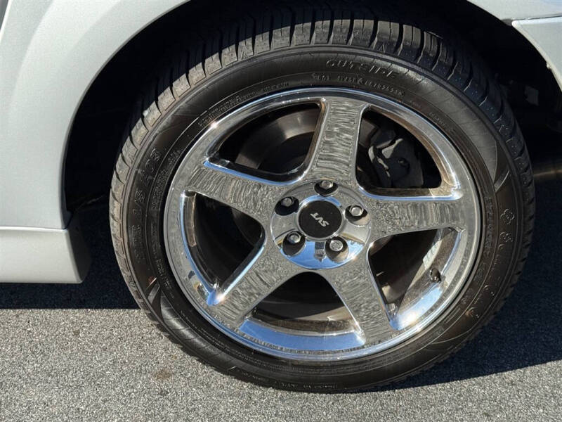 2004 Ford Mustang SVT Cobra