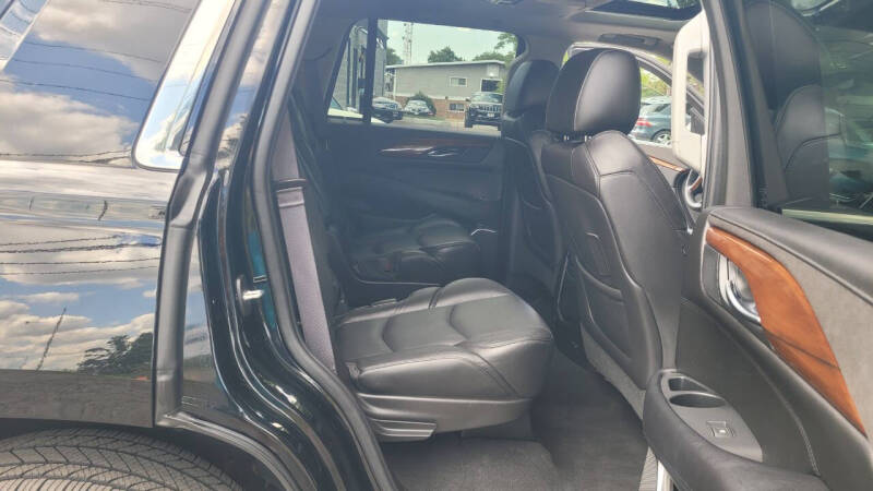 2017 Cadillac Escalade Premium Luxury