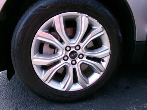 2023 Ford Edge Titanium