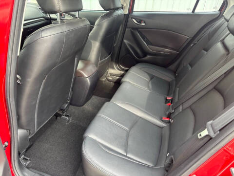 2017 Mazda MAZDA3 Touring