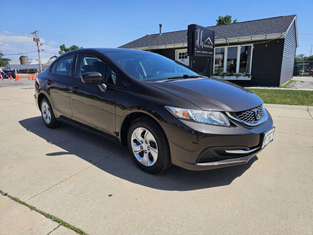 2014 Honda Civic for sale at Bigfoot Auto in Hiawatha, IA