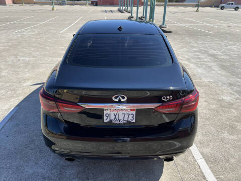 2021 Infiniti Q50 Luxe