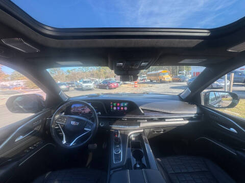 2023 Cadillac Escalade-V