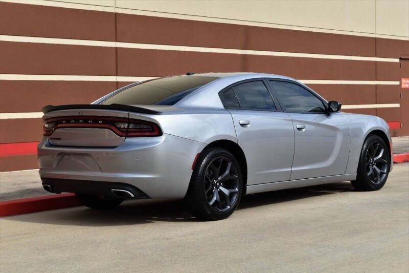 2020 Dodge Charger SXT