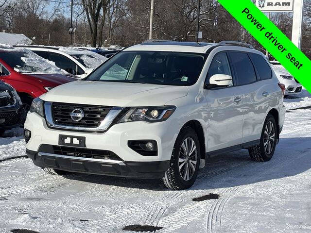 2017 Nissan Pathfinder SL