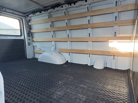 2024 Chevrolet Express 2500