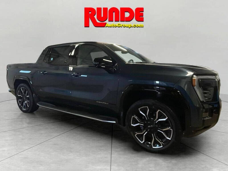 2025 GMC Sierra EV Denali