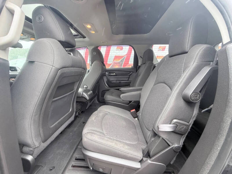 2016 GMC Acadia SLE-2