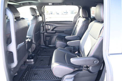 2025 Toyota Sienna