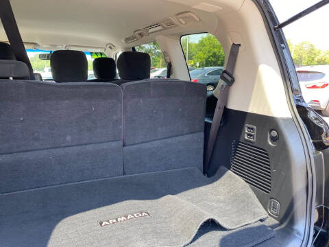 2017 Nissan Armada SV