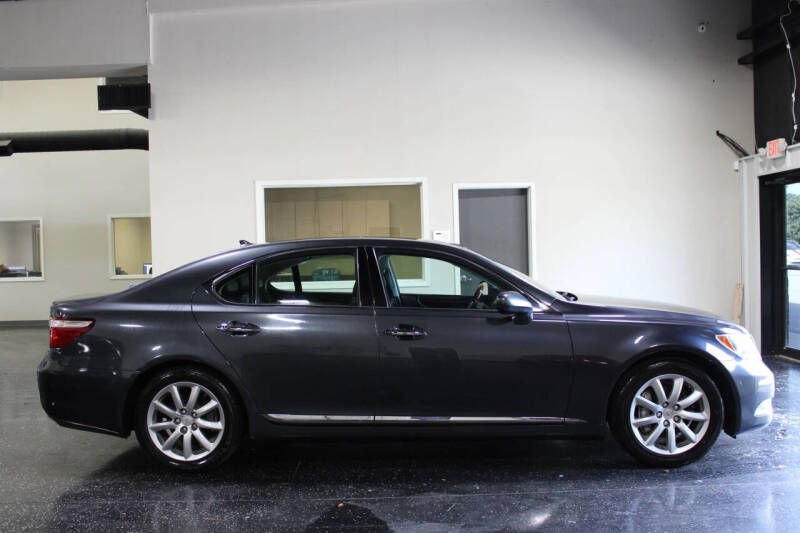 2007 Lexus LS 460