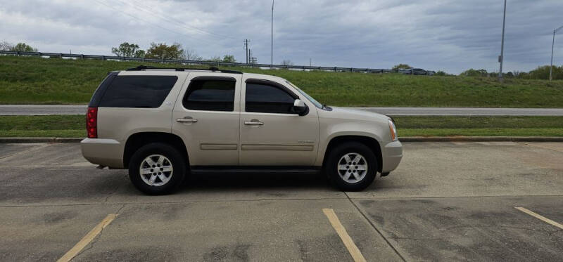 2010 GMC Yukon SLT1 photo 4