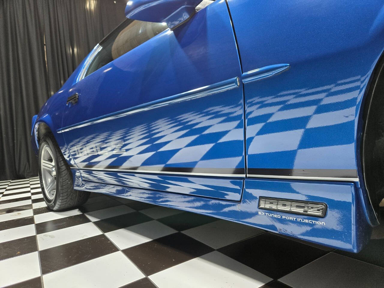 1990 Chevrolet Camaro 38