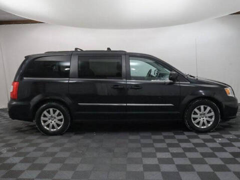 2014 Chrysler Town and Country Touring