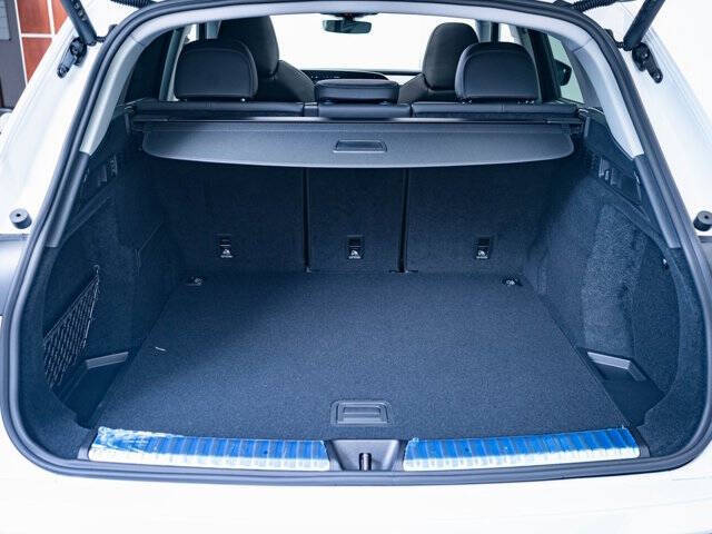 2025 Audi Q5 quattro Prestige TFSI