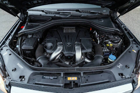 2015 Mercedes-Benz GL-Class GL 550 4MATIC