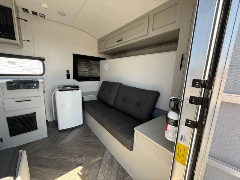 2021 Forest River platinum Salem FS 179DBKX