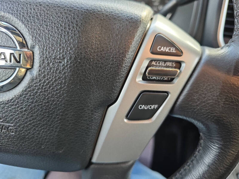 2018 Nissan Titan SV