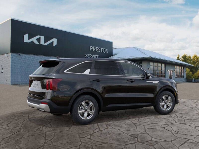 2025 Kia Sorento LX