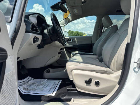 2021 Chrysler Pacifica Touring L
