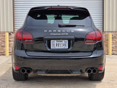 2014 Porsche Cayenne GTS