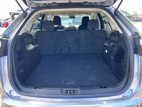 2022 Ford Edge SE