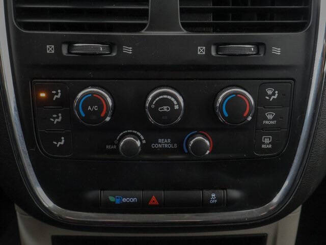 2017 Dodge Grand Caravan SE