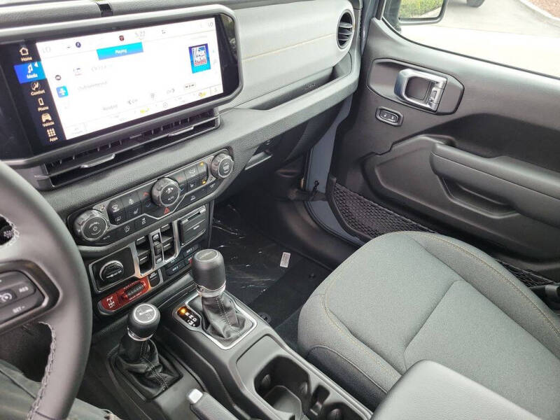 2026 Jeep Gladiator Willys