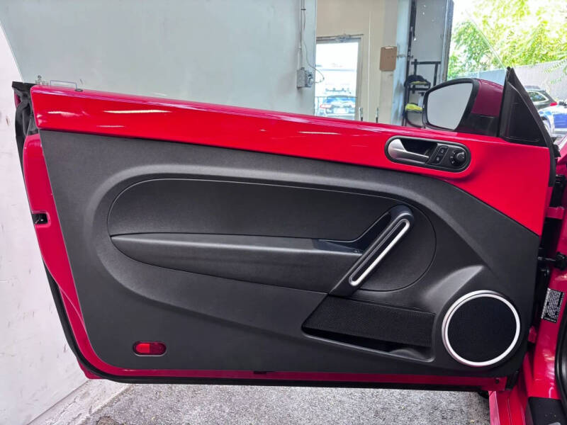 2013 Volkswagen Beetle