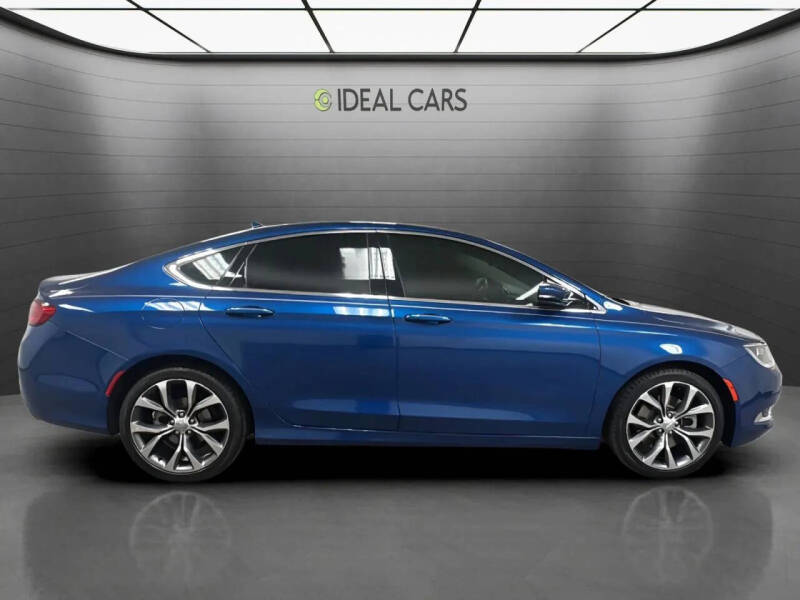 2015 Chrysler 200 C