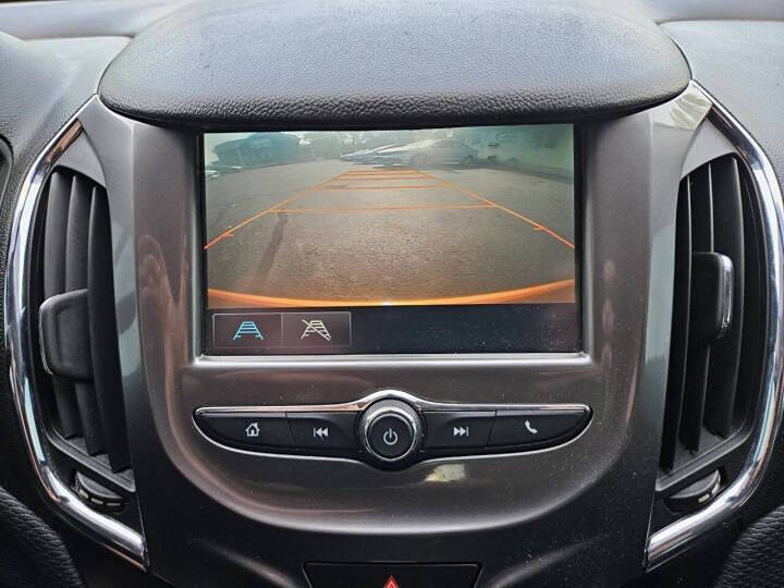 2017 Chevrolet Cruze LT Auto
