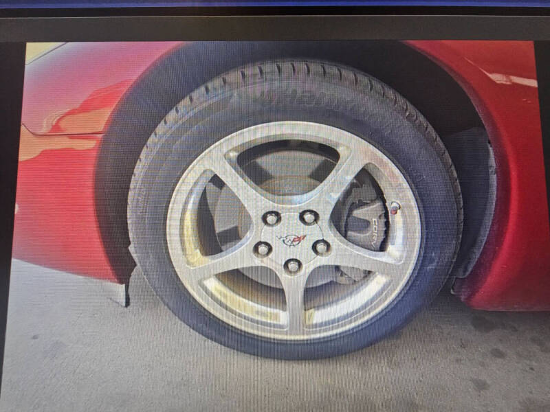 2004 Chevrolet Corvette