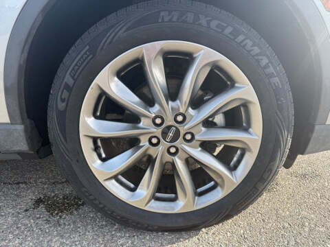 2021 Lincoln Corsair Standard