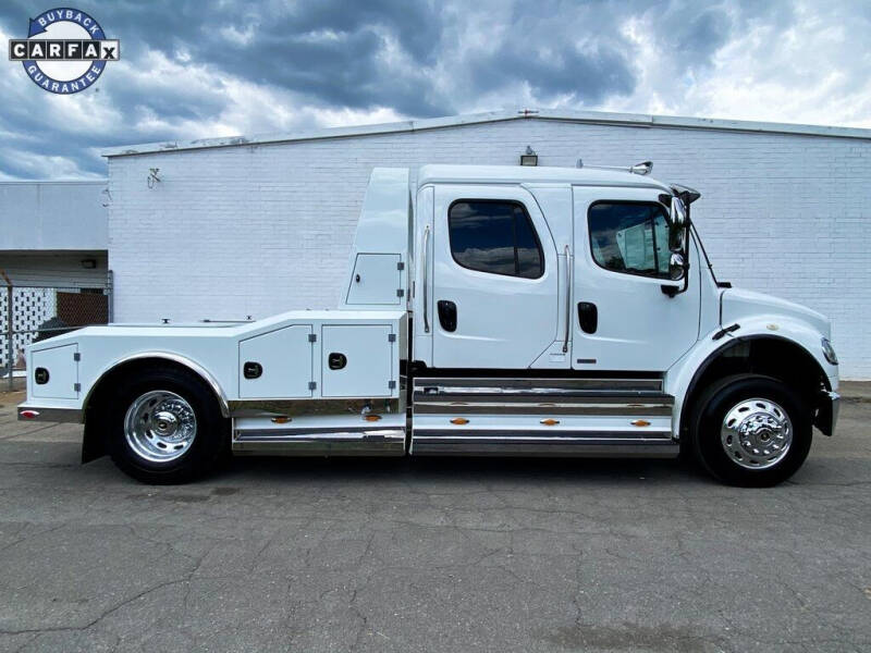 2012 Freightliner M2 106