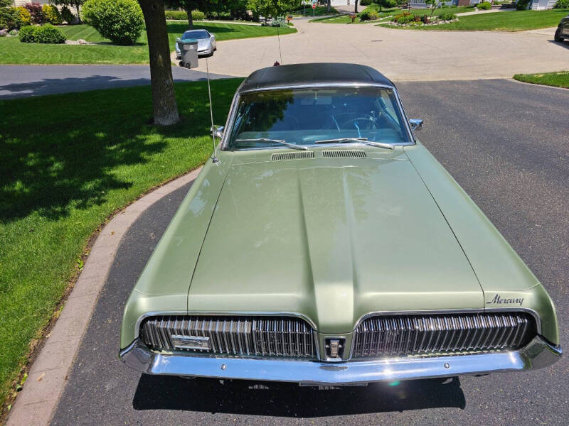 1967 Mercury Cougar XR7